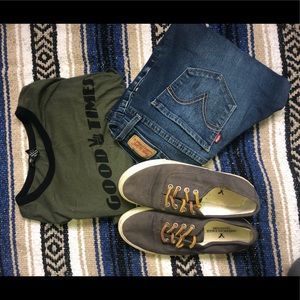 Levi’s 524 straight jeans